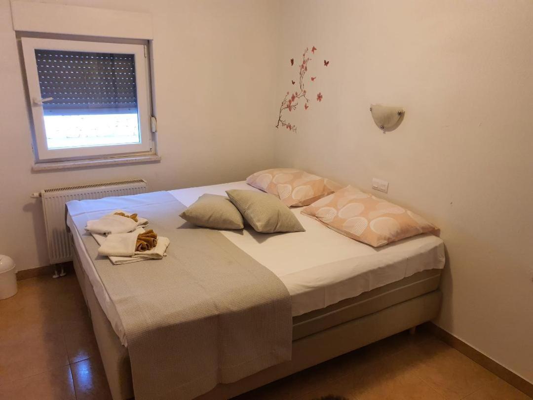 Apartments And Rooms Niki 2 Kaštela Zewnętrze zdjęcie