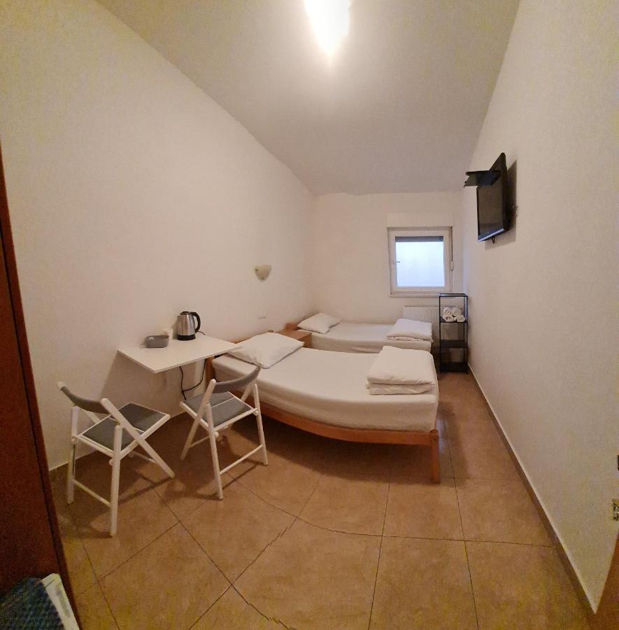 Apartments And Rooms Niki 2 Kaštela Zewnętrze zdjęcie