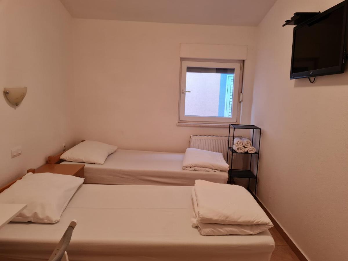 Apartments And Rooms Niki 2 Kaštela Zewnętrze zdjęcie