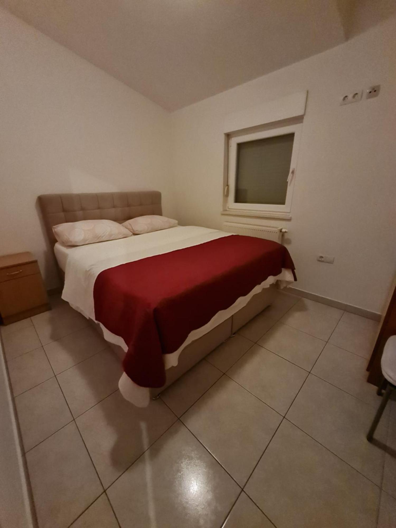 Apartments And Rooms Niki 2 Kaštela Zewnętrze zdjęcie