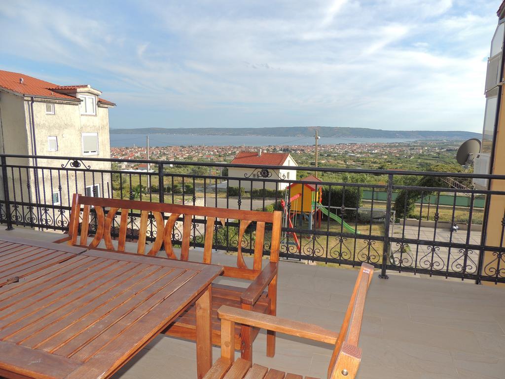 Apartments And Rooms Niki 2 Kaštela Zewnętrze zdjęcie