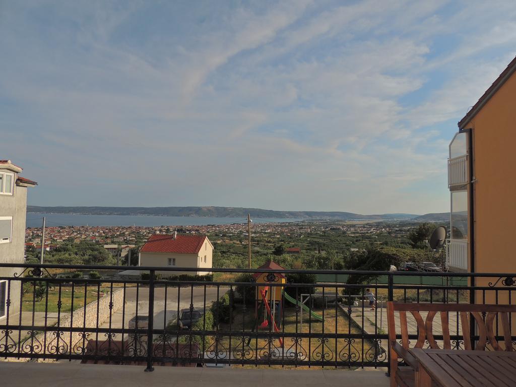 Apartments And Rooms Niki 2 Kaštela Zewnętrze zdjęcie