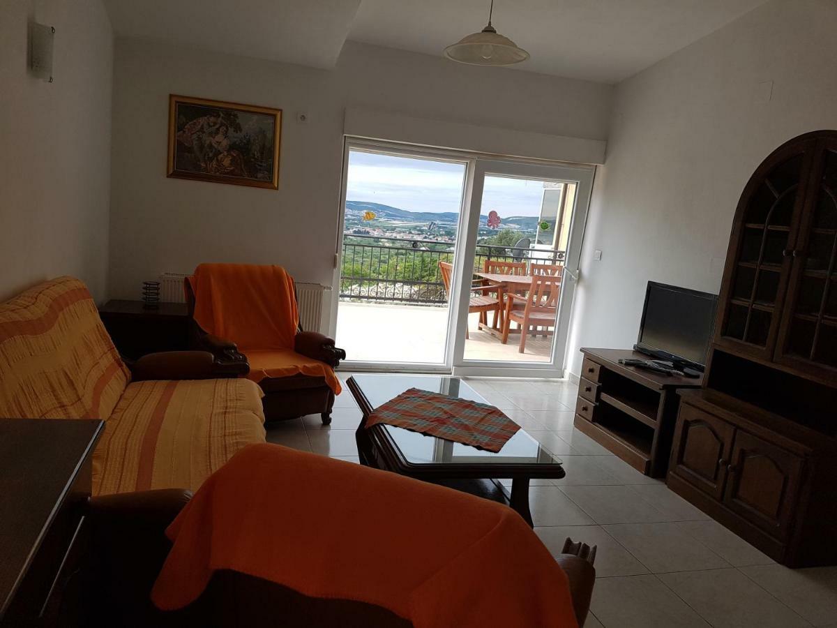 Apartments And Rooms Niki 2 Kaštela Zewnętrze zdjęcie