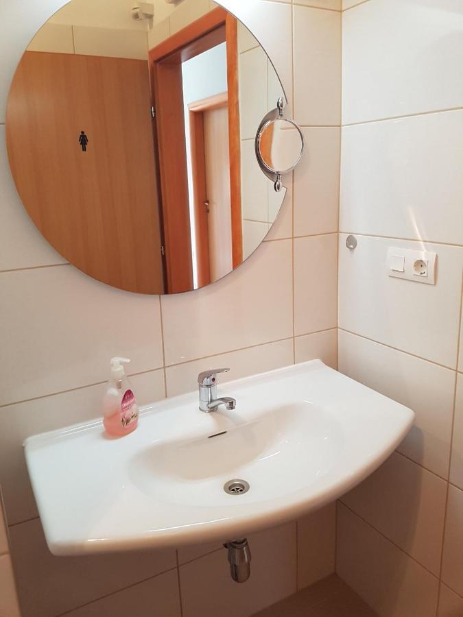 Apartments And Rooms Niki 2 Kaštela Zewnętrze zdjęcie